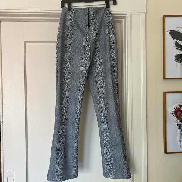 Women's Trousers - Picture 3 of 3